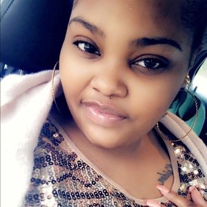 Meet your Posher, Destiny